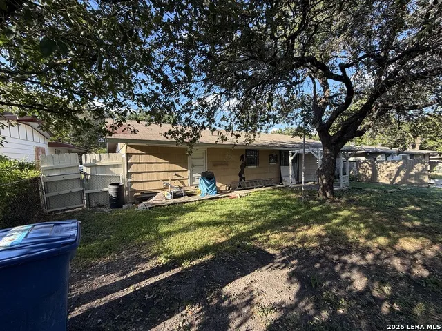 310 NORTHVALLEY DR San Antonio, TX 78216