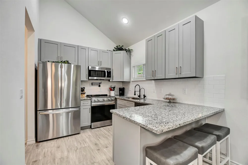 16942 Balmoral Montgomery, TX 77316