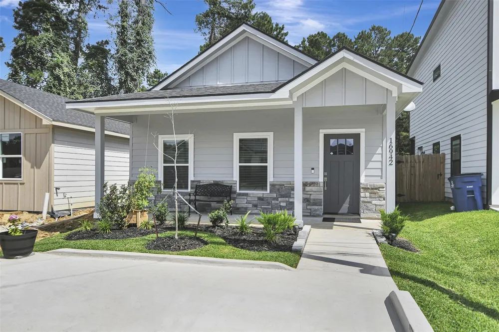 16942 Balmoral Montgomery, TX 77316