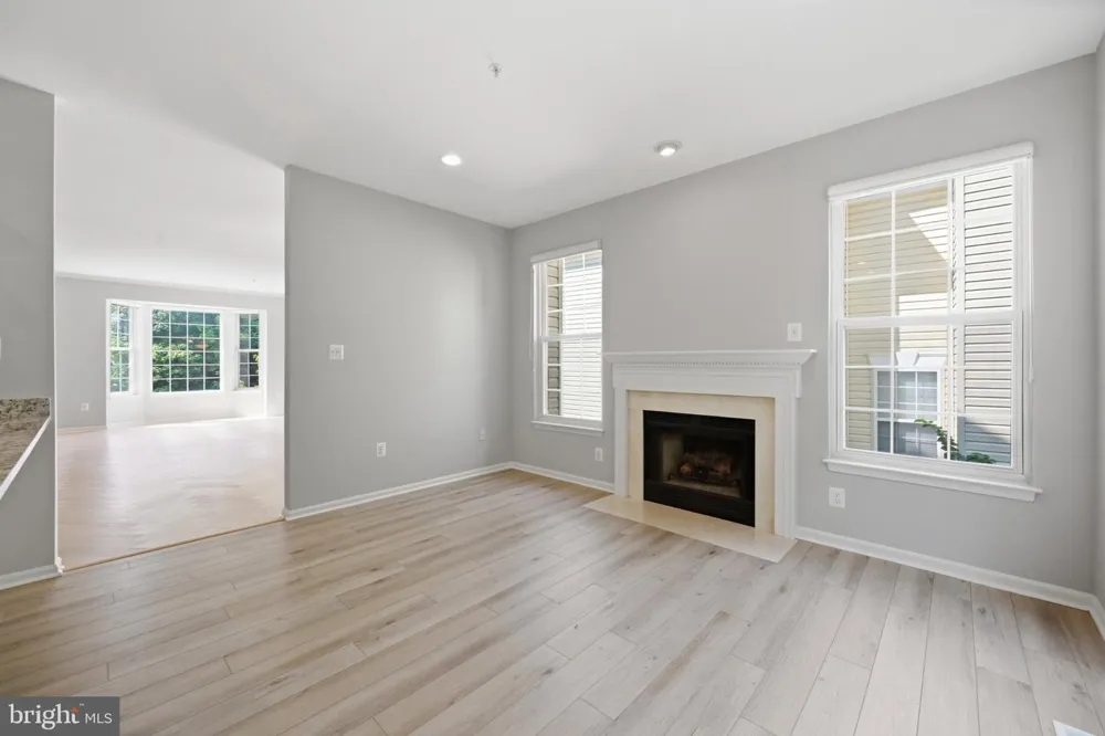 111 LONGPOINT WAY Gaithersburg, MD 20878