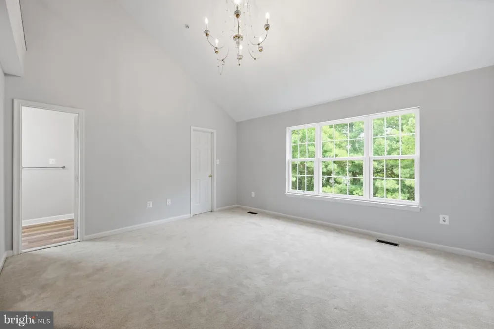 111 LONGPOINT WAY Gaithersburg, MD 20878