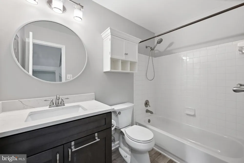 111 LONGPOINT WAY Gaithersburg, MD 20878