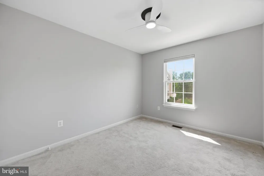 111 LONGPOINT WAY Gaithersburg, MD 20878
