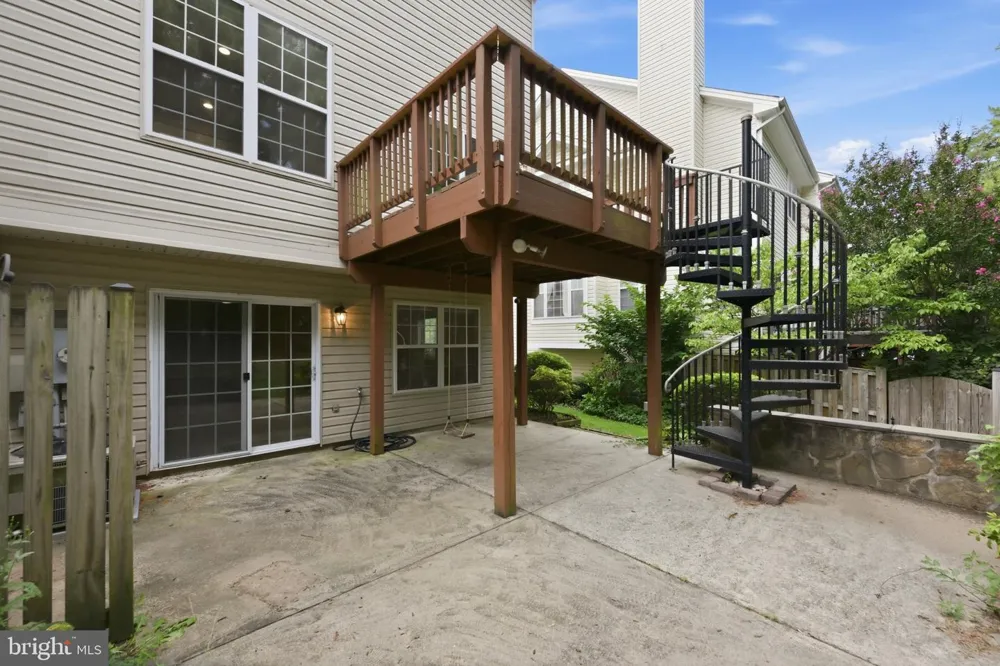 111 LONGPOINT WAY Gaithersburg, MD 20878