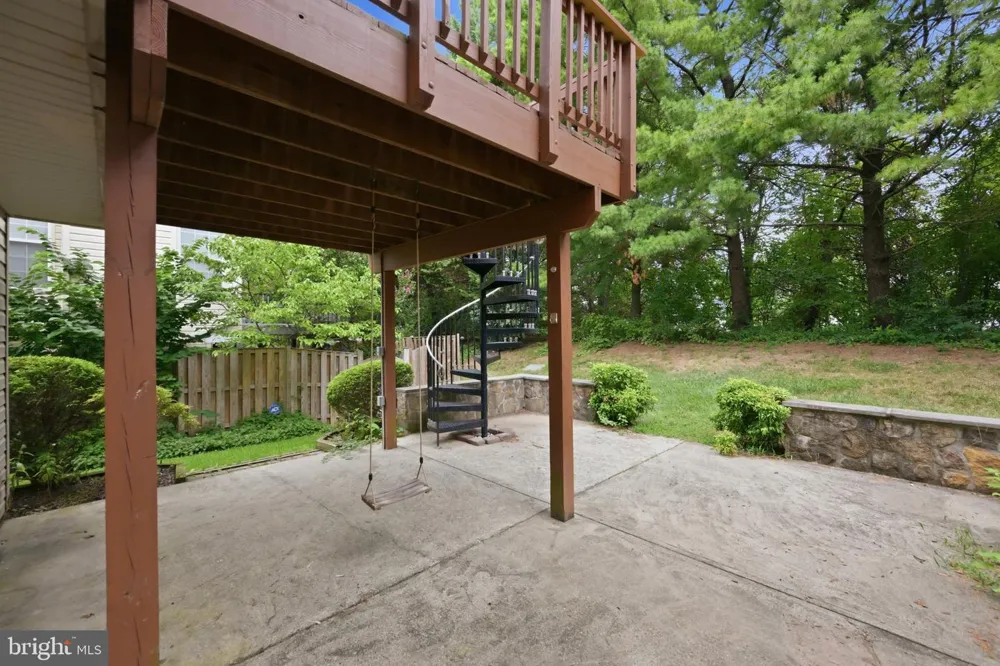 111 LONGPOINT WAY Gaithersburg, MD 20878
