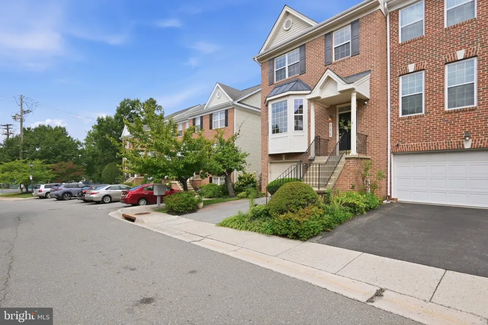 111 LONGPOINT WAY Gaithersburg, MD 20878