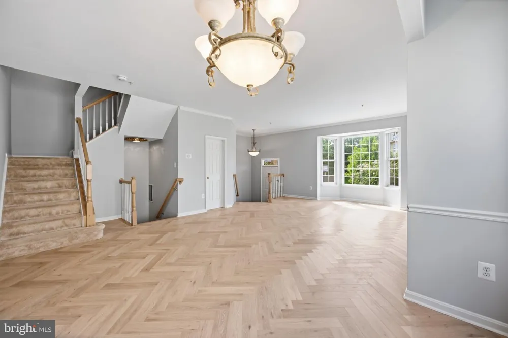 111 LONGPOINT WAY Gaithersburg, MD 20878