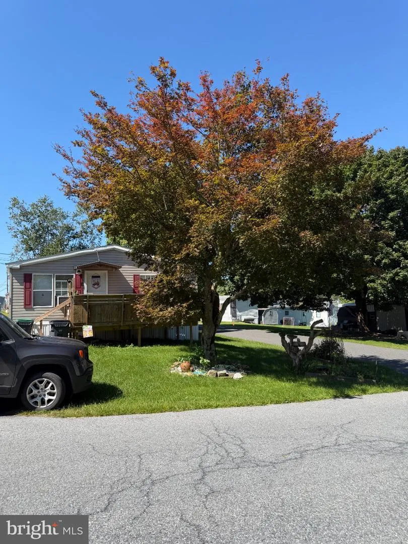 33 FRIEDEN MANOR Schuylkill Haven, PA 17972
