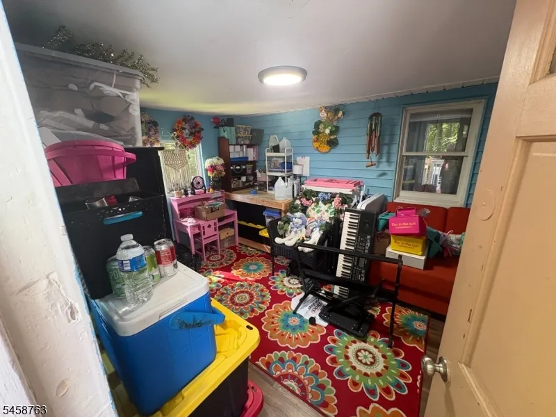 65 Upper Lake Dr Wantage, NJ 07461