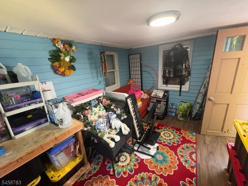 65 Upper Lake Dr Wantage, NJ 07461