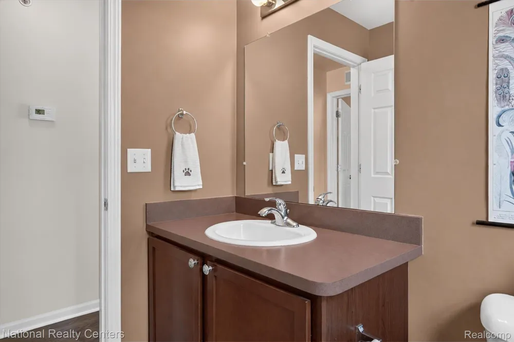 28190 Oakmonte Circle E Lyon Charter Township, MI 48165