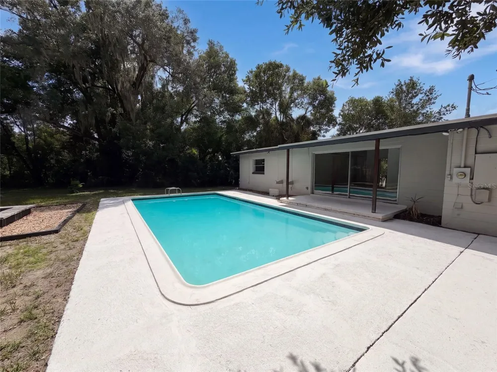 4511 MONTCLAIR ROAD Orlando, FL 32812