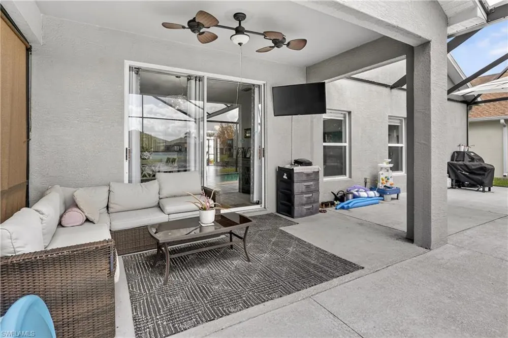 9689 Pineapple Preserve Court Fort Myers, FL 33908