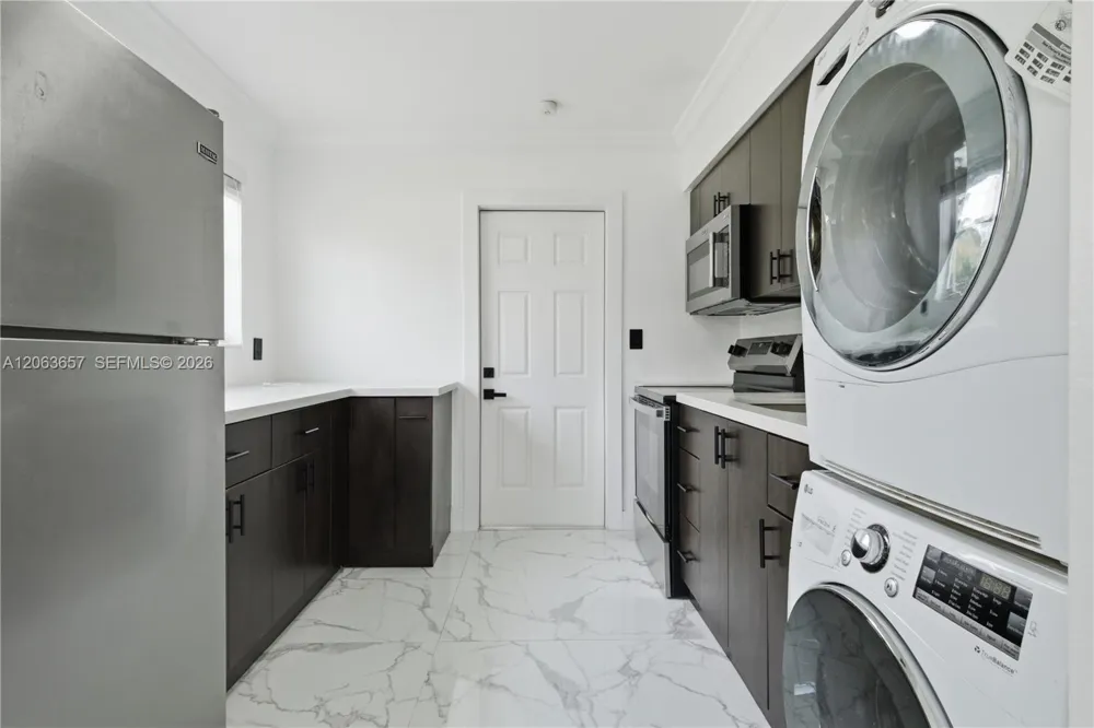 6053 SW 63rd Ter #0 South Miami, FL 33143