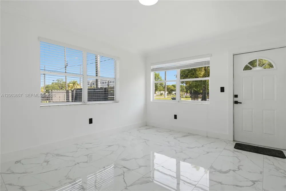 6053 SW 63rd Ter #0 South Miami, FL 33143