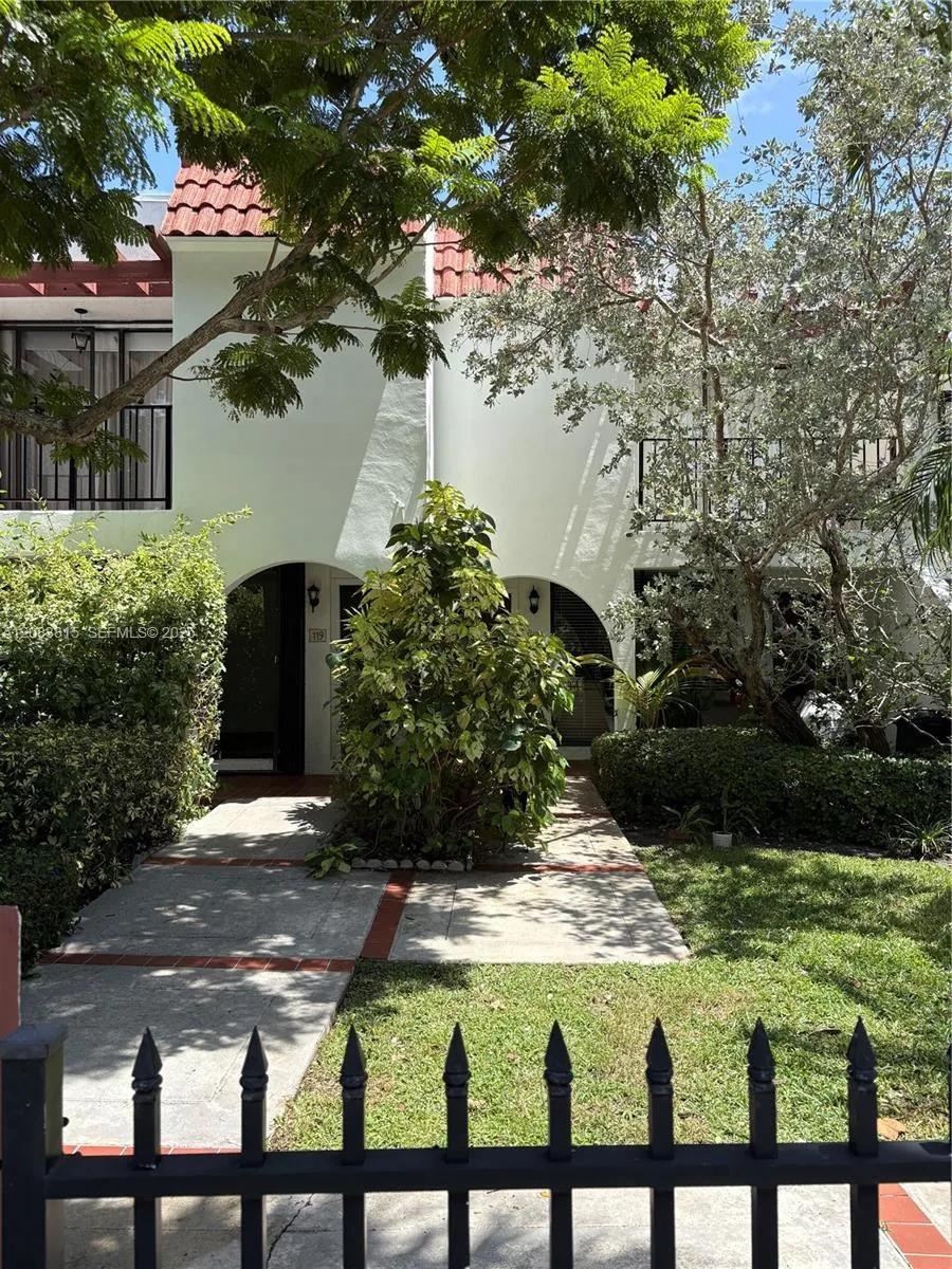 Address Not Shown Key Biscayne, FL 33149