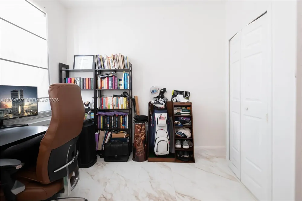 5470 NW 107th Ave #801 Doral, FL 33178