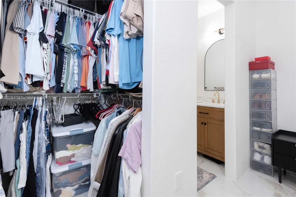 5470 NW 107th Ave #801 Doral, FL 33178