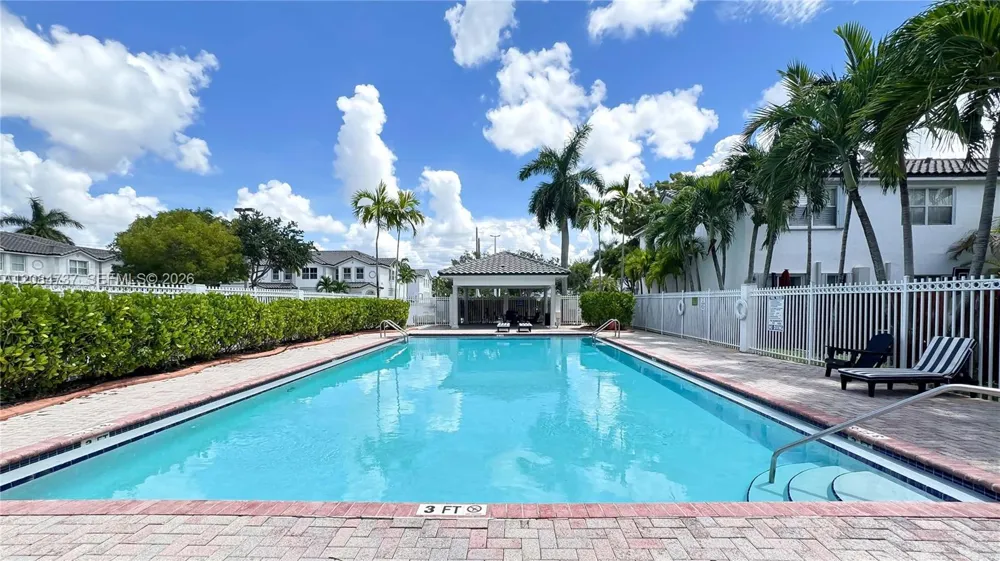 5470 NW 107th Ave #801 Doral, FL 33178