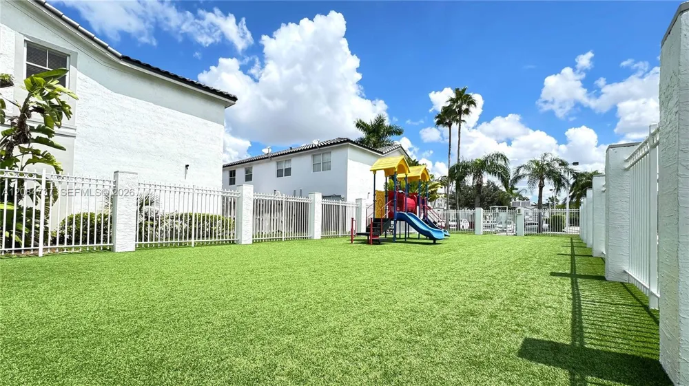 5470 NW 107th Ave #801 Doral, FL 33178