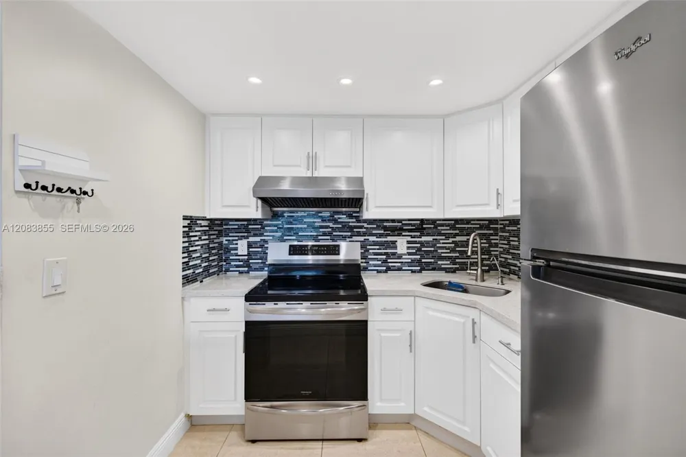 5203 NE 24th Ter #B211 Fort Lauderdale, FL 33308