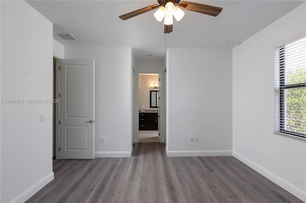 20981 NW 1st Ct #20981 Pembroke Pines, FL 33029