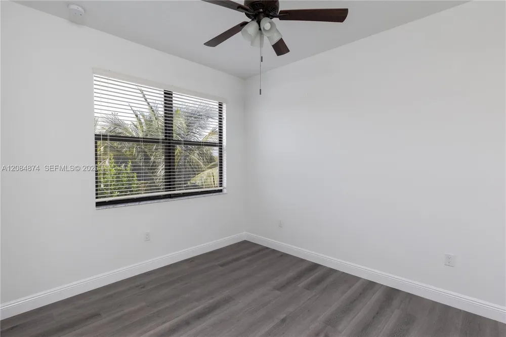 20981 NW 1st Ct #20981 Pembroke Pines, FL 33029