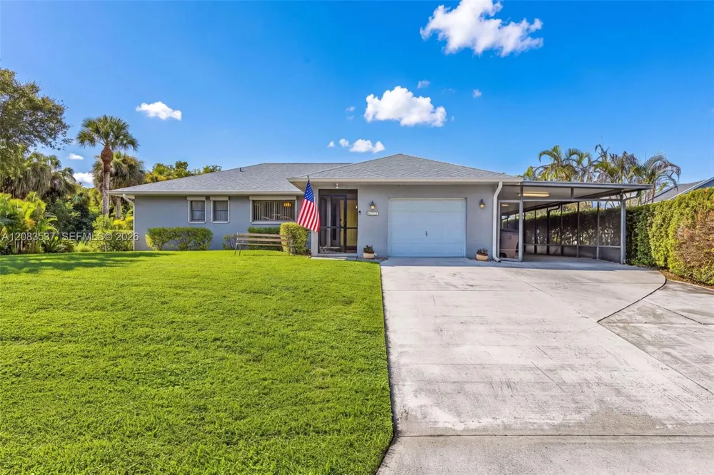 621 Roosevelt Ave Lehigh Acres, FL 33936