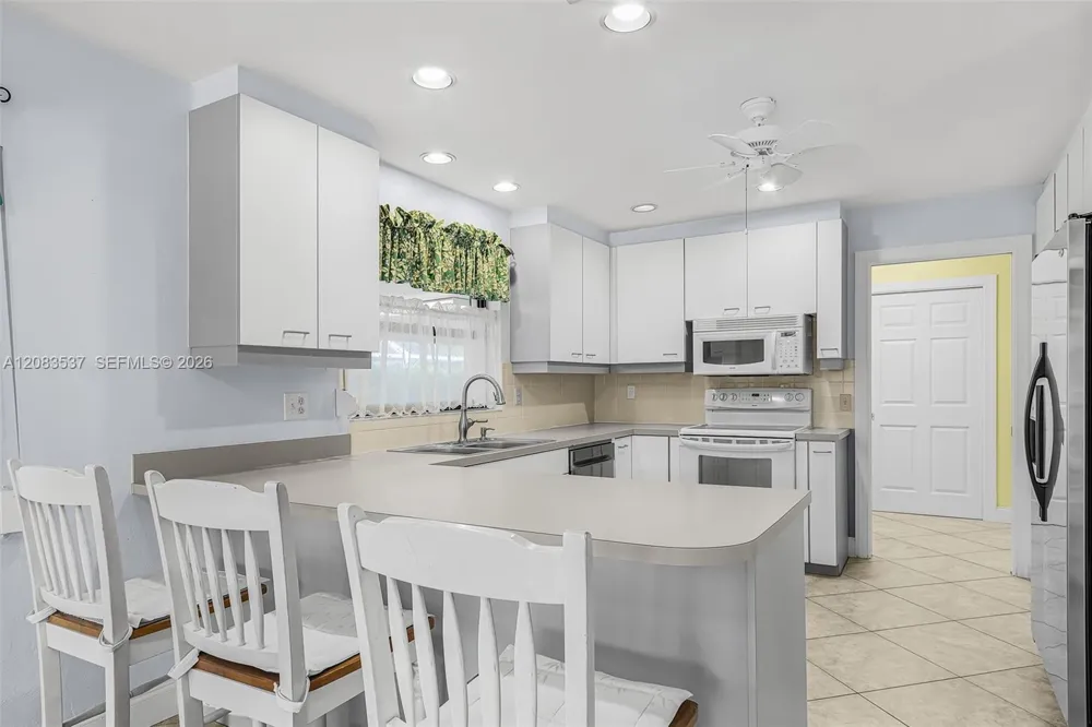 621 Roosevelt Ave Lehigh Acres, FL 33936