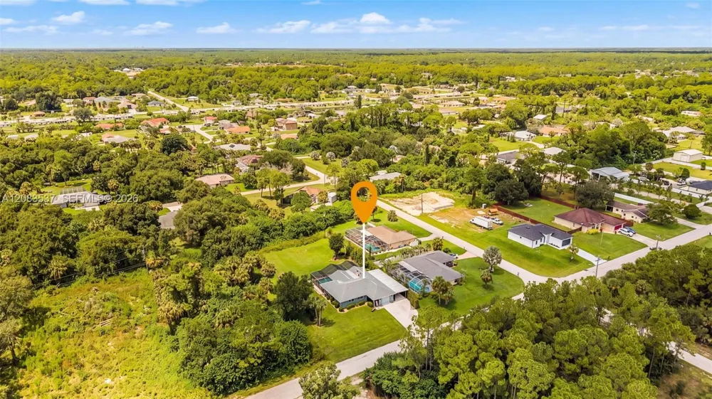 621 Roosevelt Ave Lehigh Acres, FL 33936