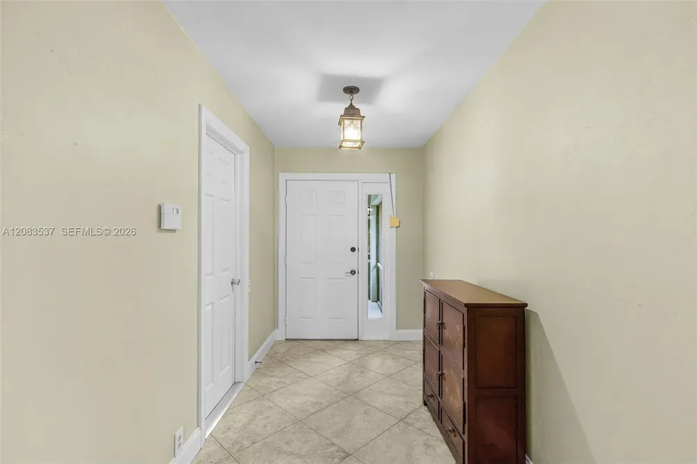 621 Roosevelt Ave Lehigh Acres, FL 33936