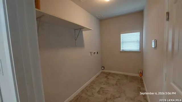 4576 SCOTS ELM Schertz, TX 78108