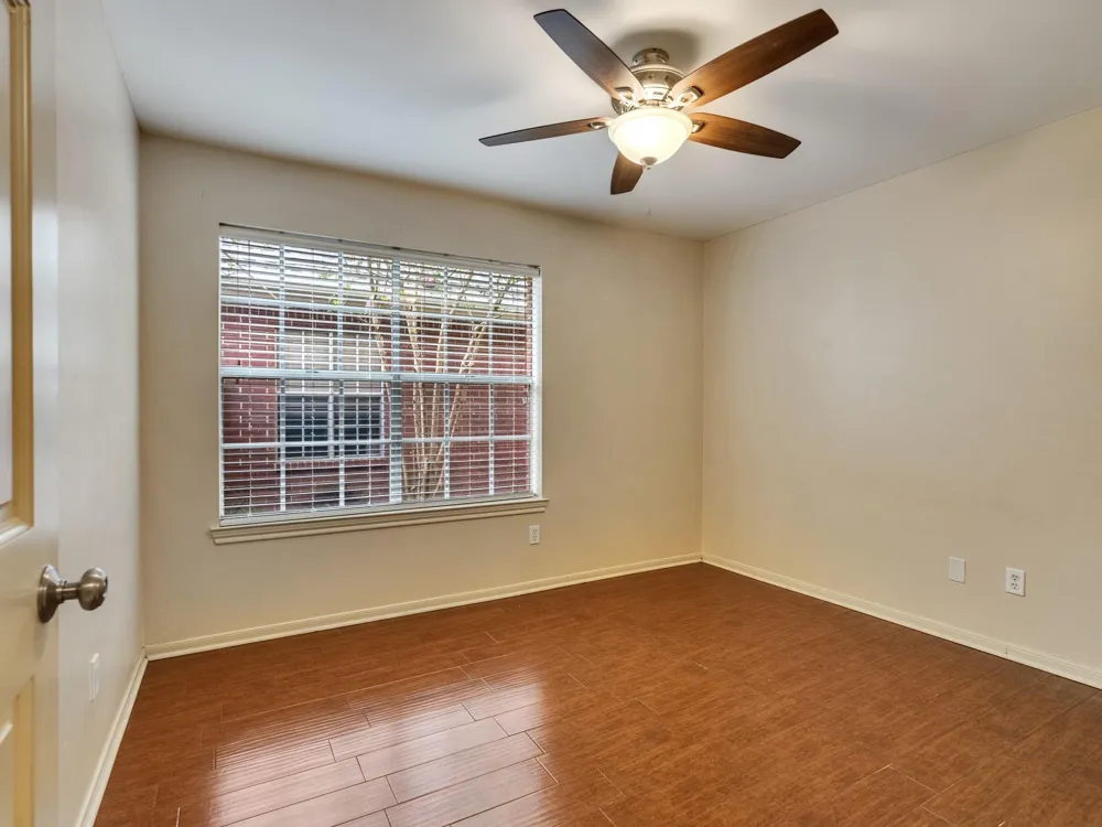 14342 Fair Knoll Way Houston, TX 77062