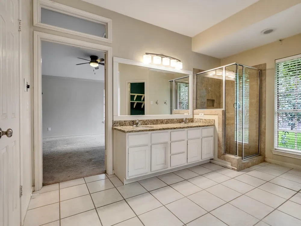 14342 Fair Knoll Way Houston, TX 77062