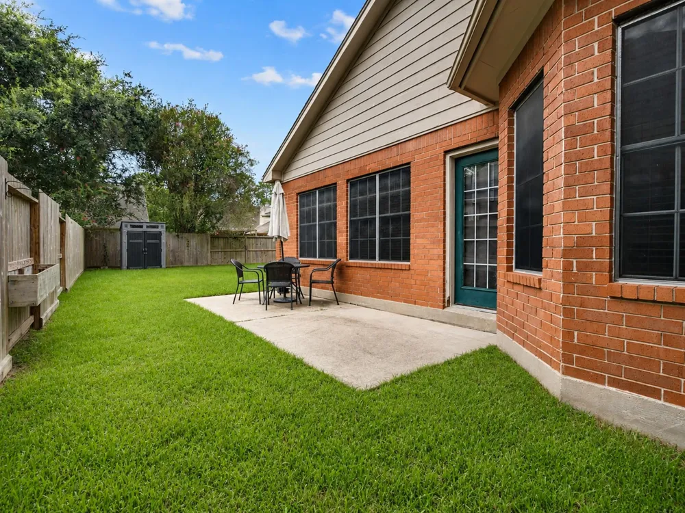 14342 Fair Knoll Way Houston, TX 77062