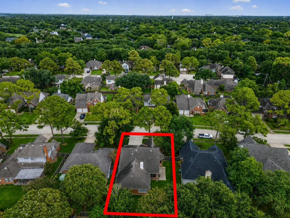 14342 Fair Knoll Way Houston, TX 77062