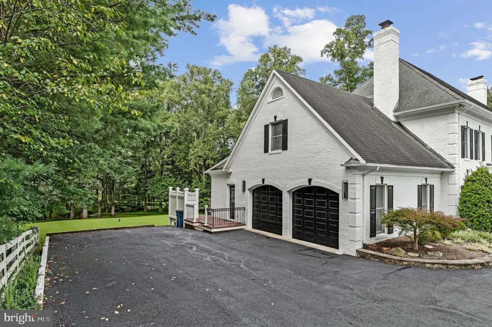 310 SPRINGVALE ROAD Great Falls, VA 22066