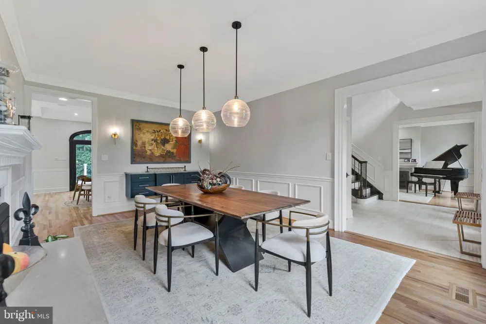310 SPRINGVALE ROAD Great Falls, VA 22066