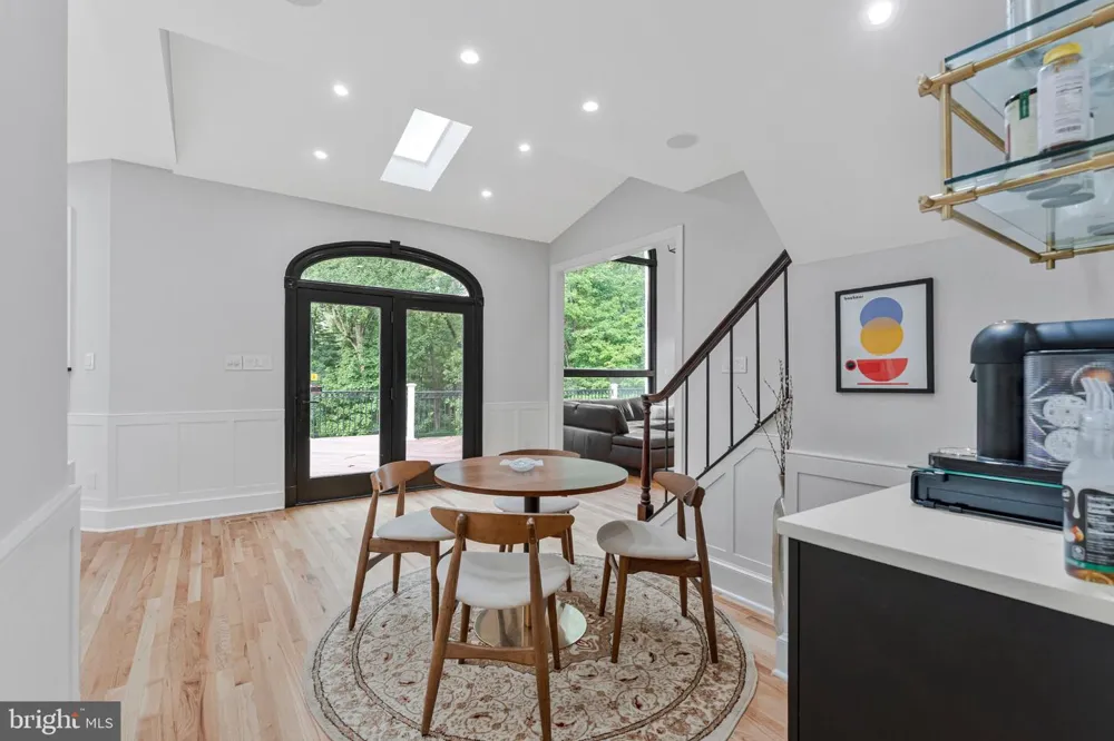 310 SPRINGVALE ROAD Great Falls, VA 22066