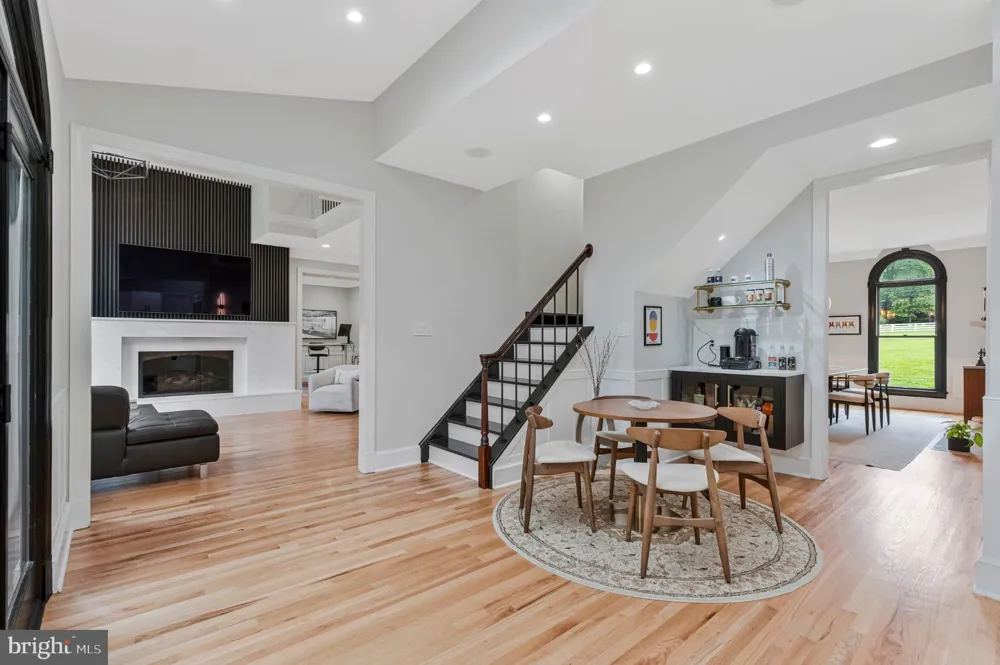 310 SPRINGVALE ROAD Great Falls, VA 22066