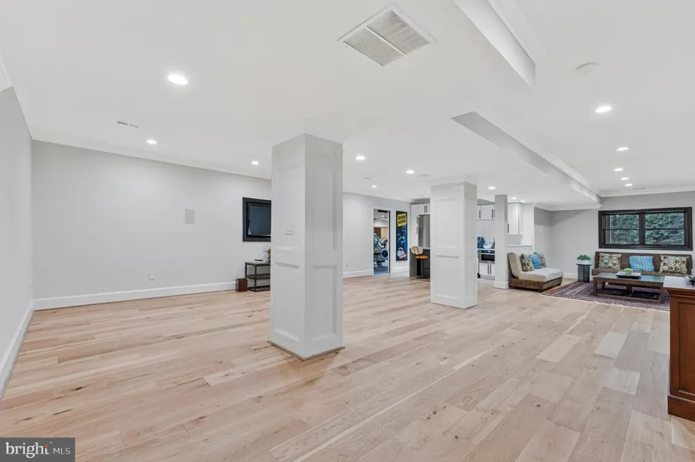 310 SPRINGVALE ROAD Great Falls, VA 22066
