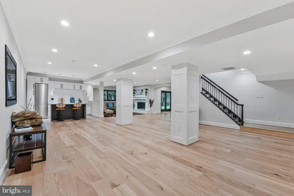 310 SPRINGVALE ROAD Great Falls, VA 22066