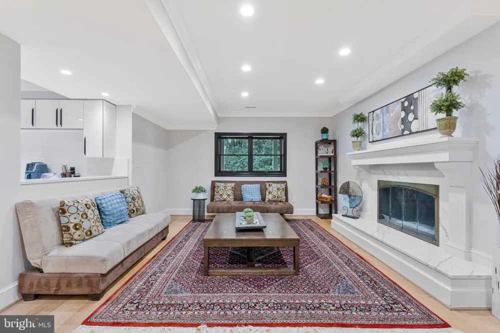 310 SPRINGVALE ROAD Great Falls, VA 22066