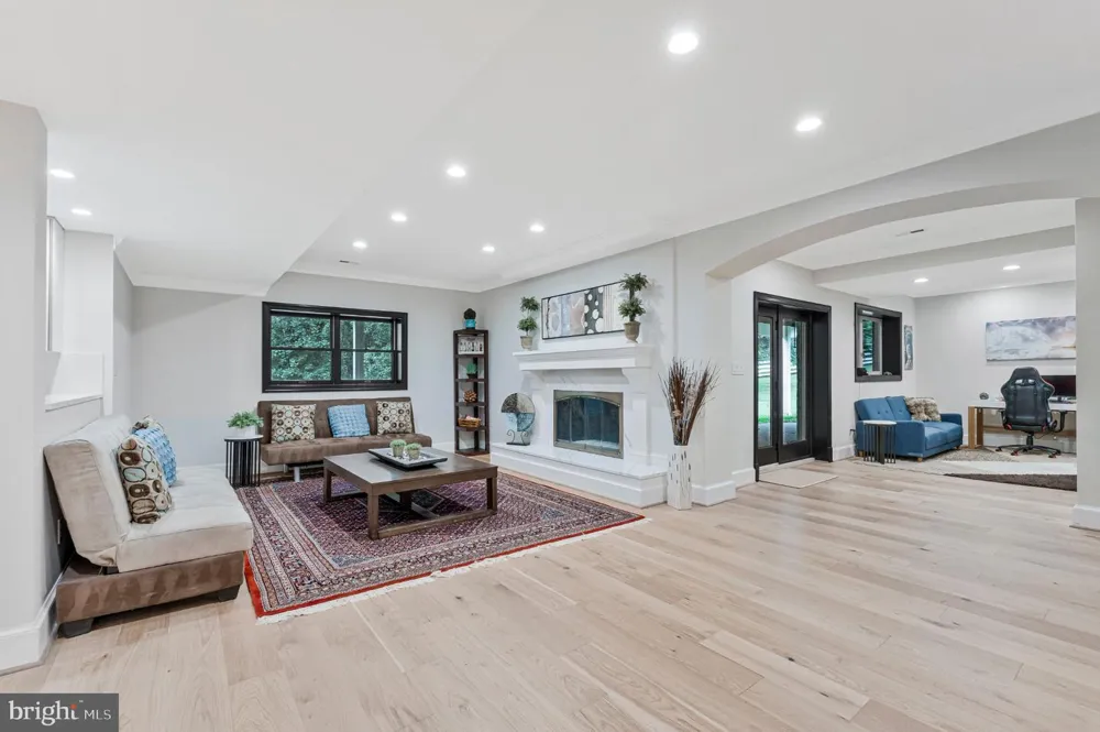 310 SPRINGVALE ROAD Great Falls, VA 22066