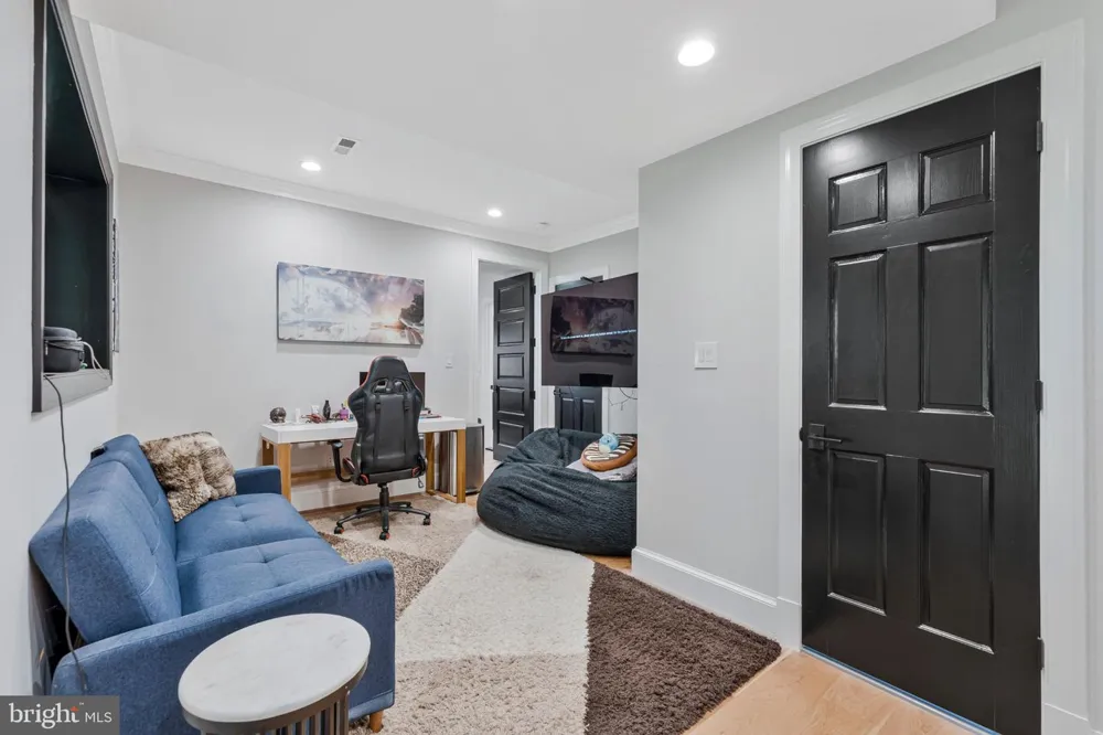 310 SPRINGVALE ROAD Great Falls, VA 22066