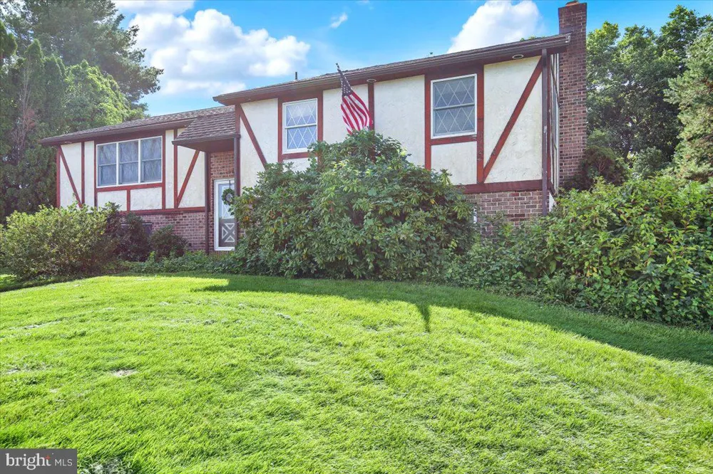 716 TAMARACK TRAIL Reading, PA 19607