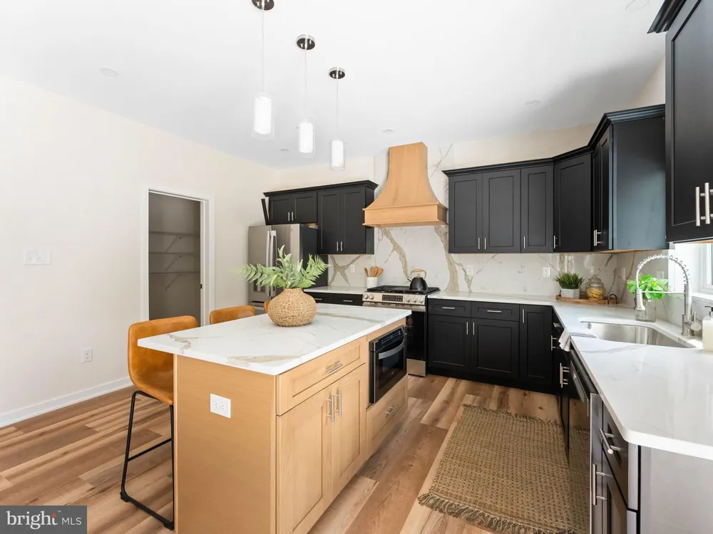 983 NEW BROOKLYN ERIAL ROAD Sicklerville, NJ 08081