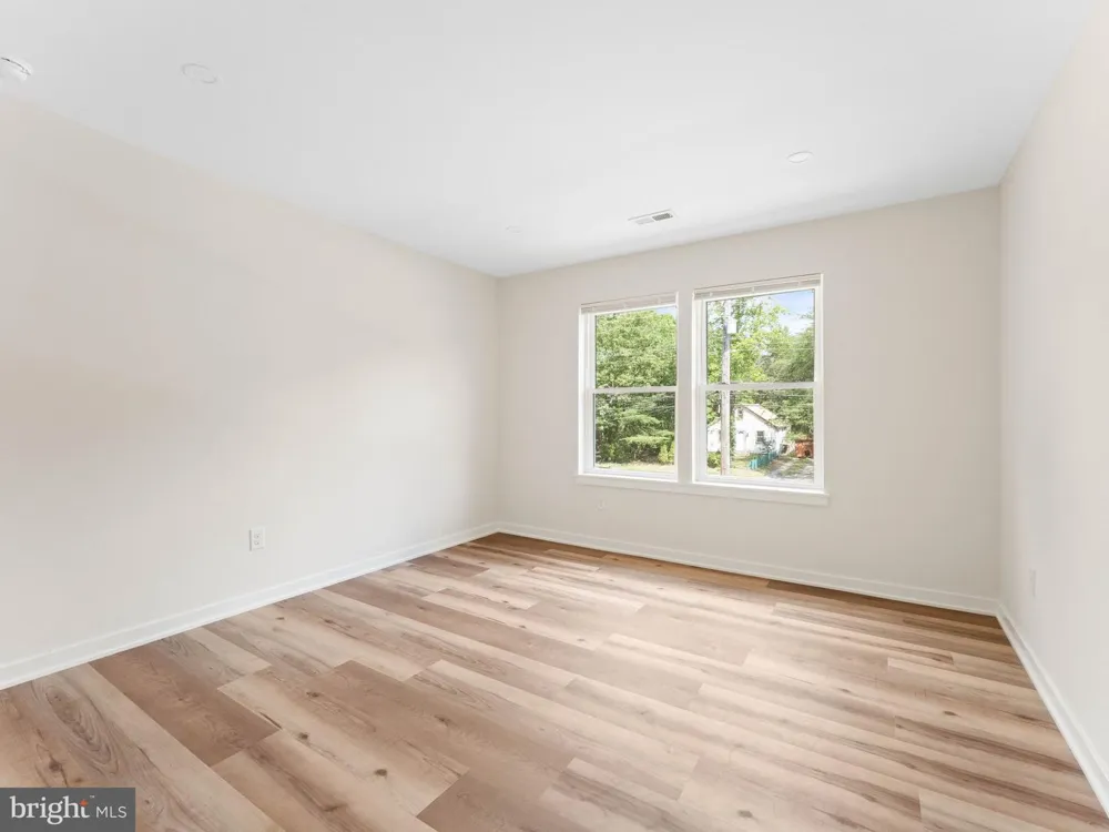 983 NEW BROOKLYN ERIAL ROAD Sicklerville, NJ 08081
