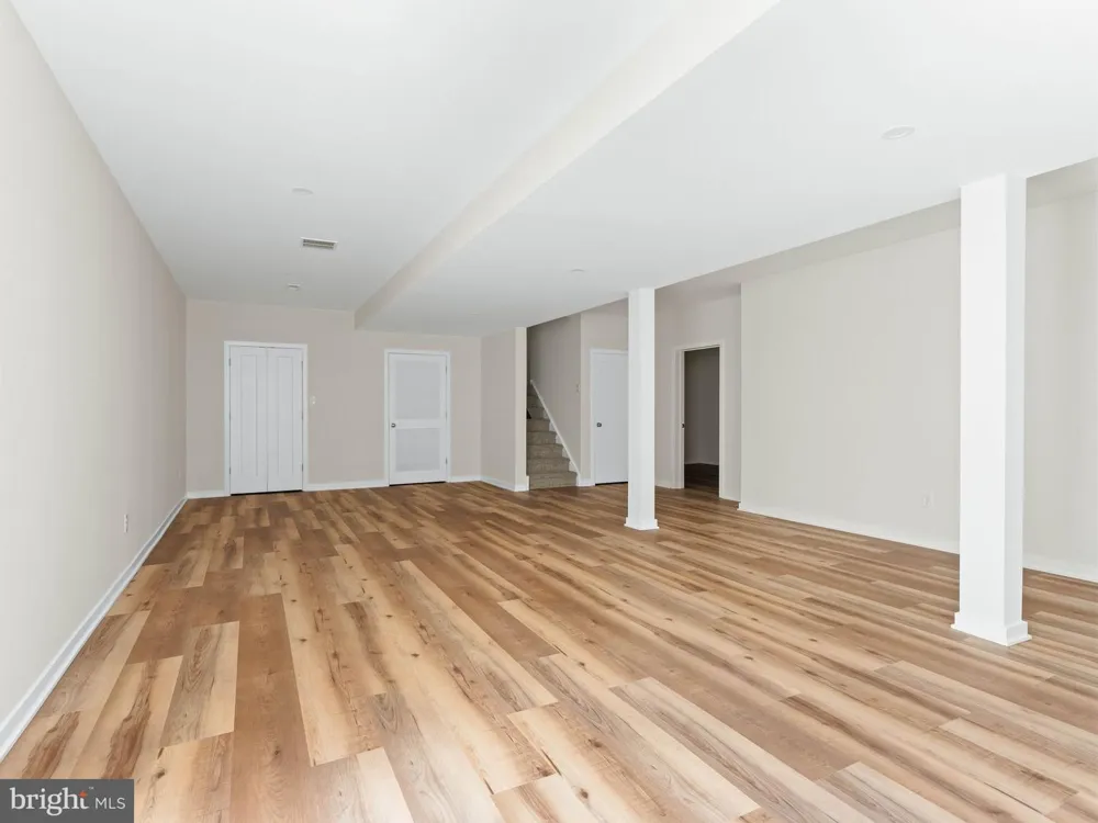 983 NEW BROOKLYN ERIAL ROAD Sicklerville, NJ 08081