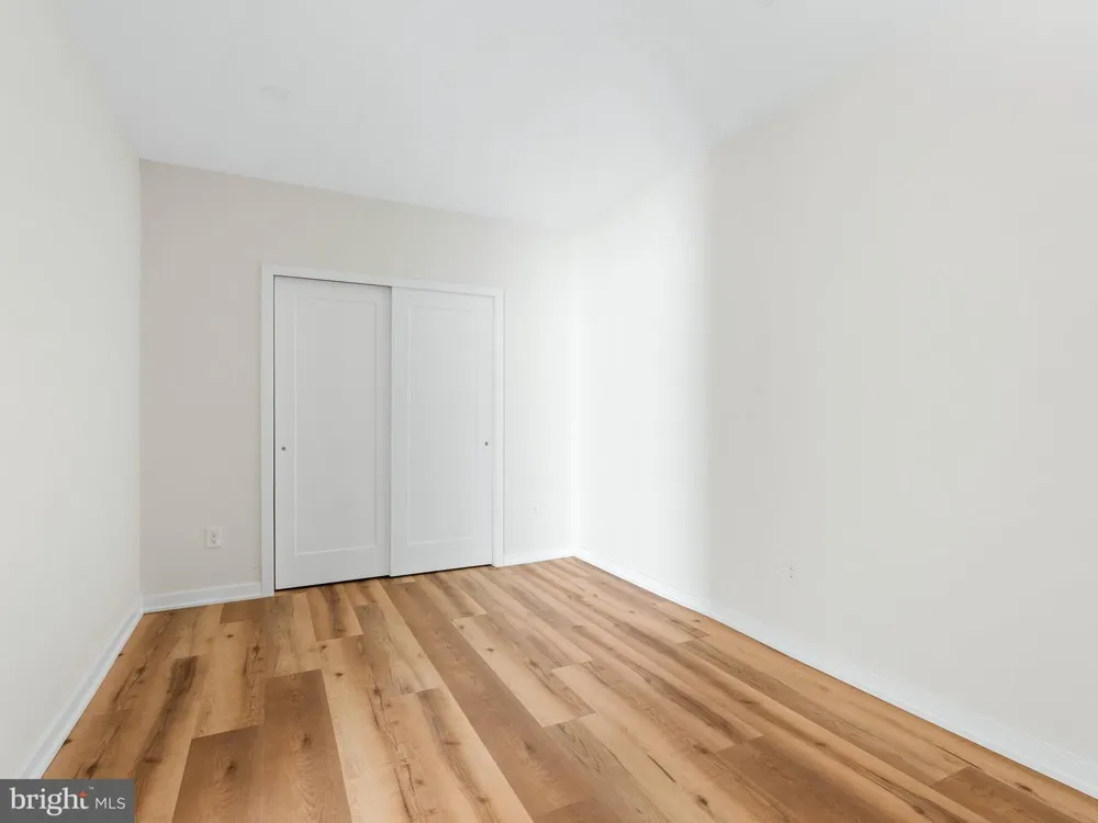 983 NEW BROOKLYN ERIAL ROAD Sicklerville, NJ 08081